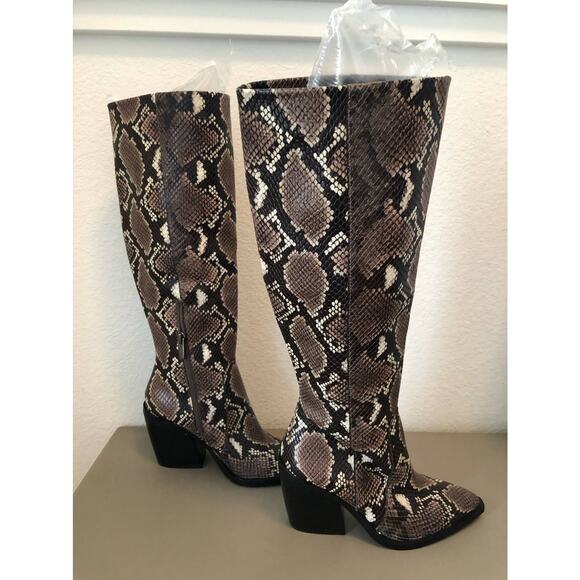 Vince Camuto Gravana Snakeskin Knee High Boots - 5 1/2 M - Picture 7 of 12